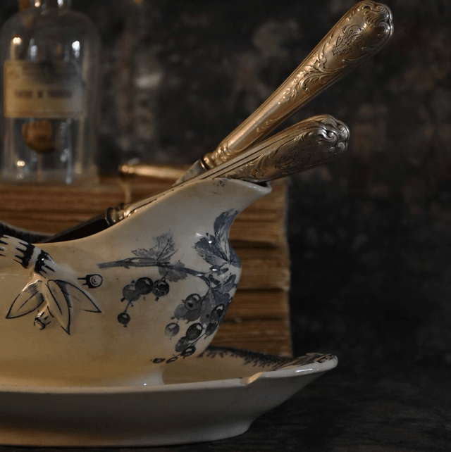 Saucière Ancienne U&Cie SARREGUEMINES 