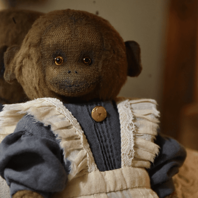 Mademoiselle Isa, Petite Singe cousu à la main 
